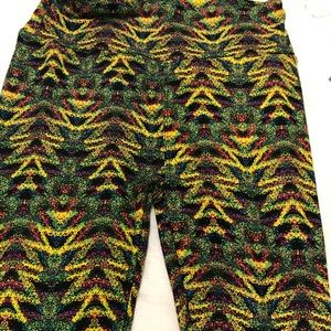 Lula roe leggings.